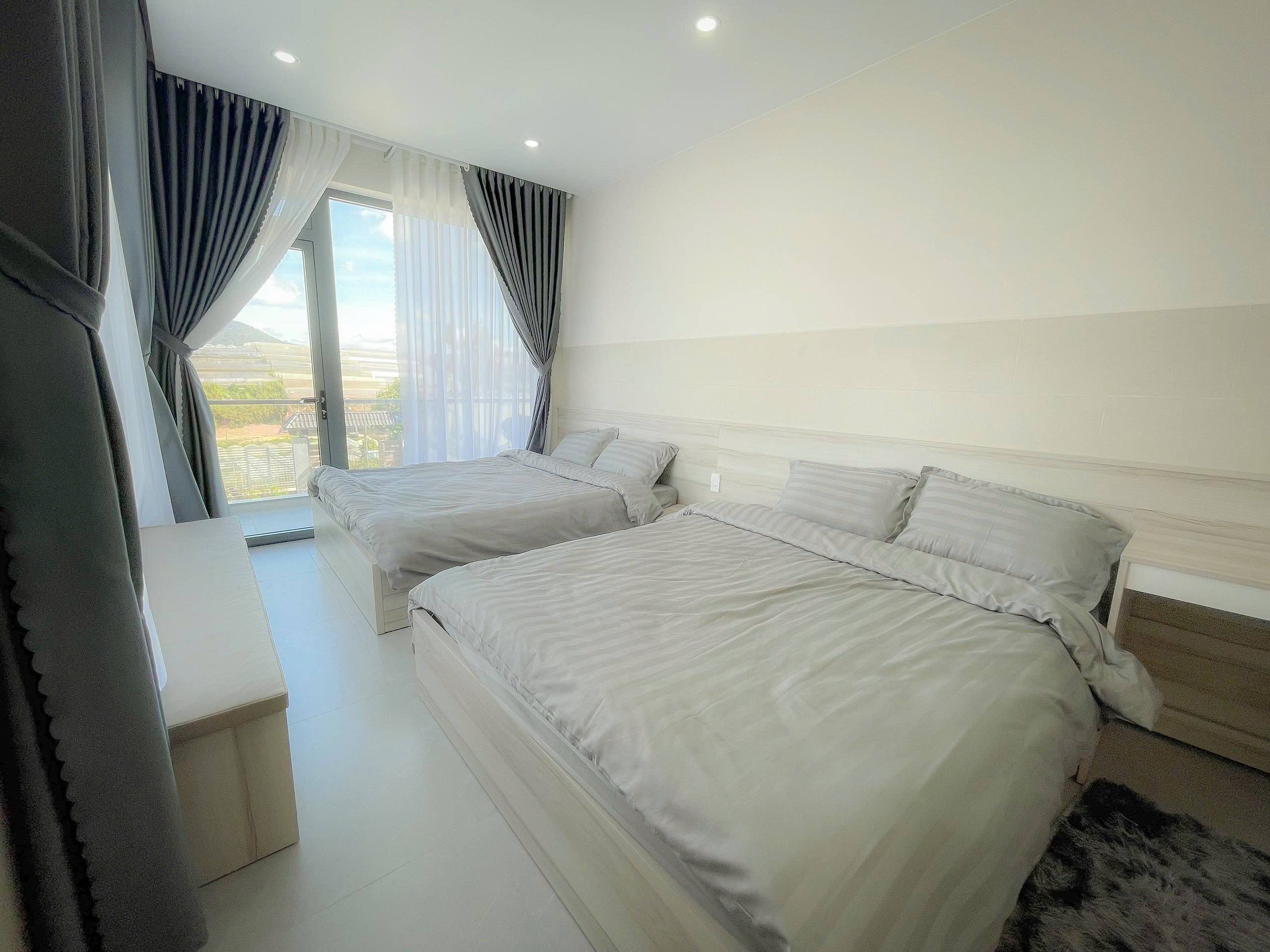 CHO THUÊ VILLA CAO CẤP SÂN VƯỜN NAM HỒ  ĐÀ LẠT GIÁ 30 TRIỆU