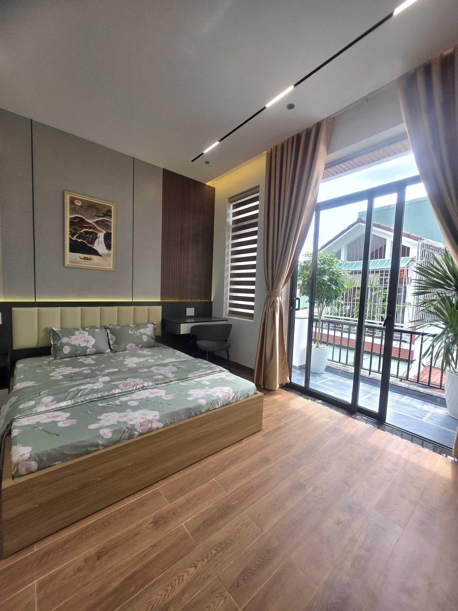Chào bán nhà vừa hoàn thiện xong xây mới 100% Kiệt Hoàng Văn Thái