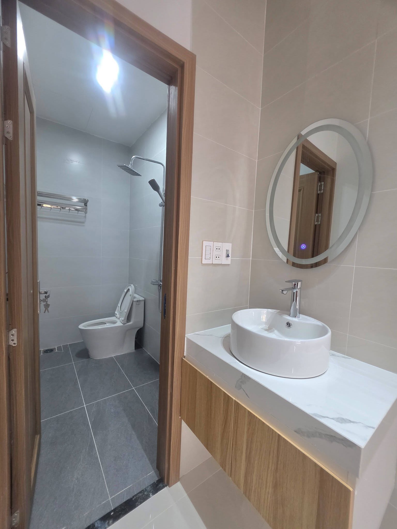 Chào bán nhà vừa hoàn thiện xong xây mới 100% Kiệt Hoàng Văn Thái-4