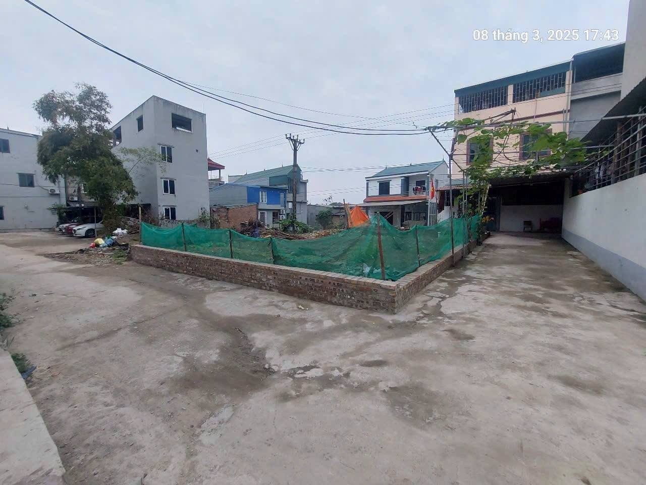 Chủ cần lo việc nên bán 104m2, mt8.3m, nở hậu, 3.75 tỷ, lô góc, Quang Tiến, Sóc Sơn, ô tô.-3