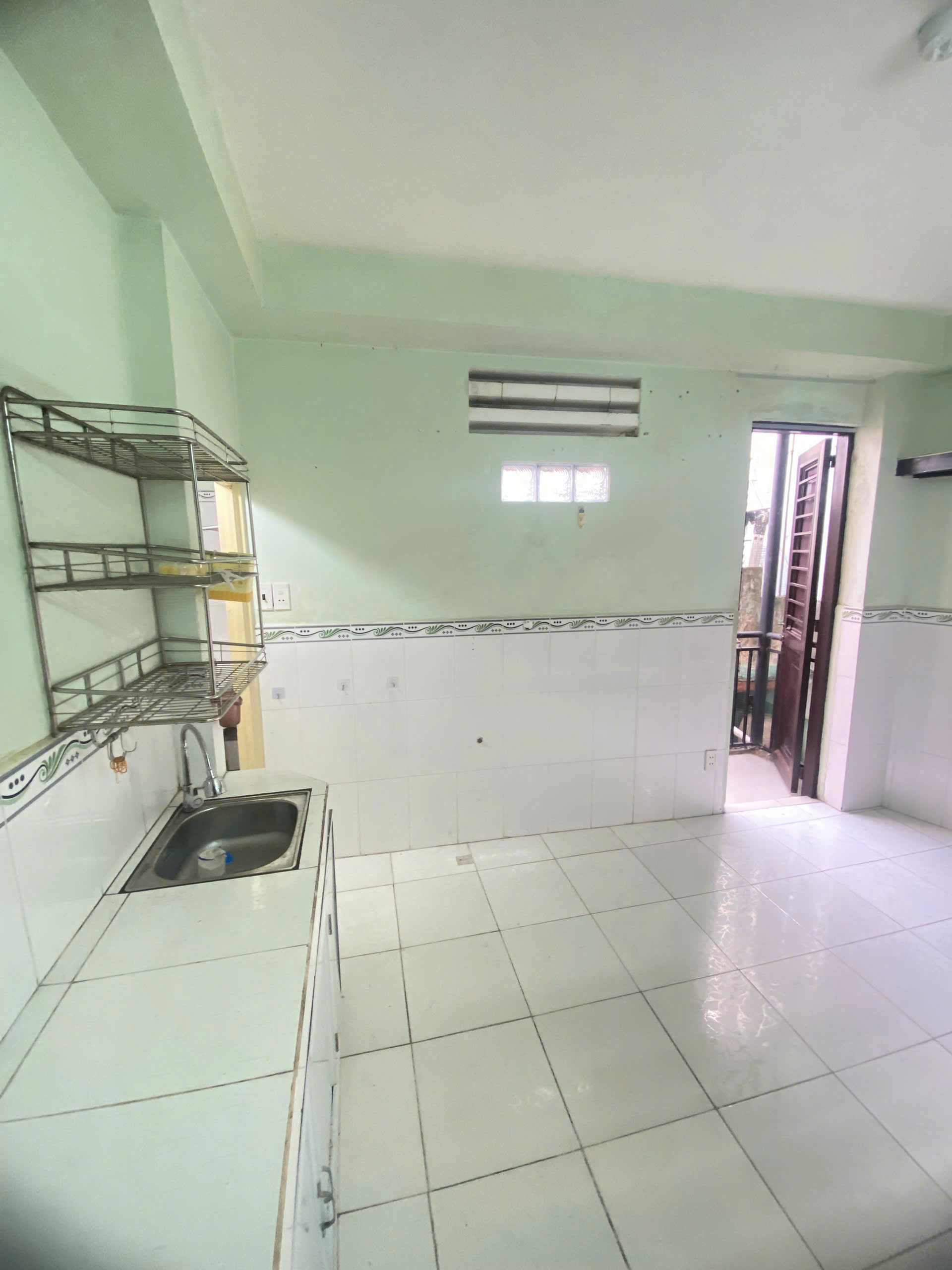 PASS HỢP ĐỒNG PHÒNG TRỌ SÁT HÀNG XANH – GẦN HUTECH, GTVT, UEF, HỒNG BÀNG , TP HỒ CHÍ MINH