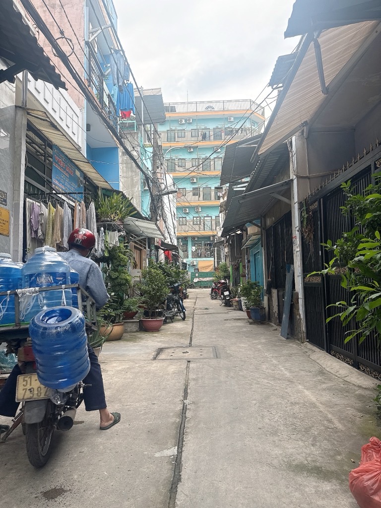 KHU VỰC HIẾM NHÀ BÁN - NẰM NGAY TRUNG TÂM PHƯỜNG GÒ VẤP - SÁT VÁCH - HXH THÔNG