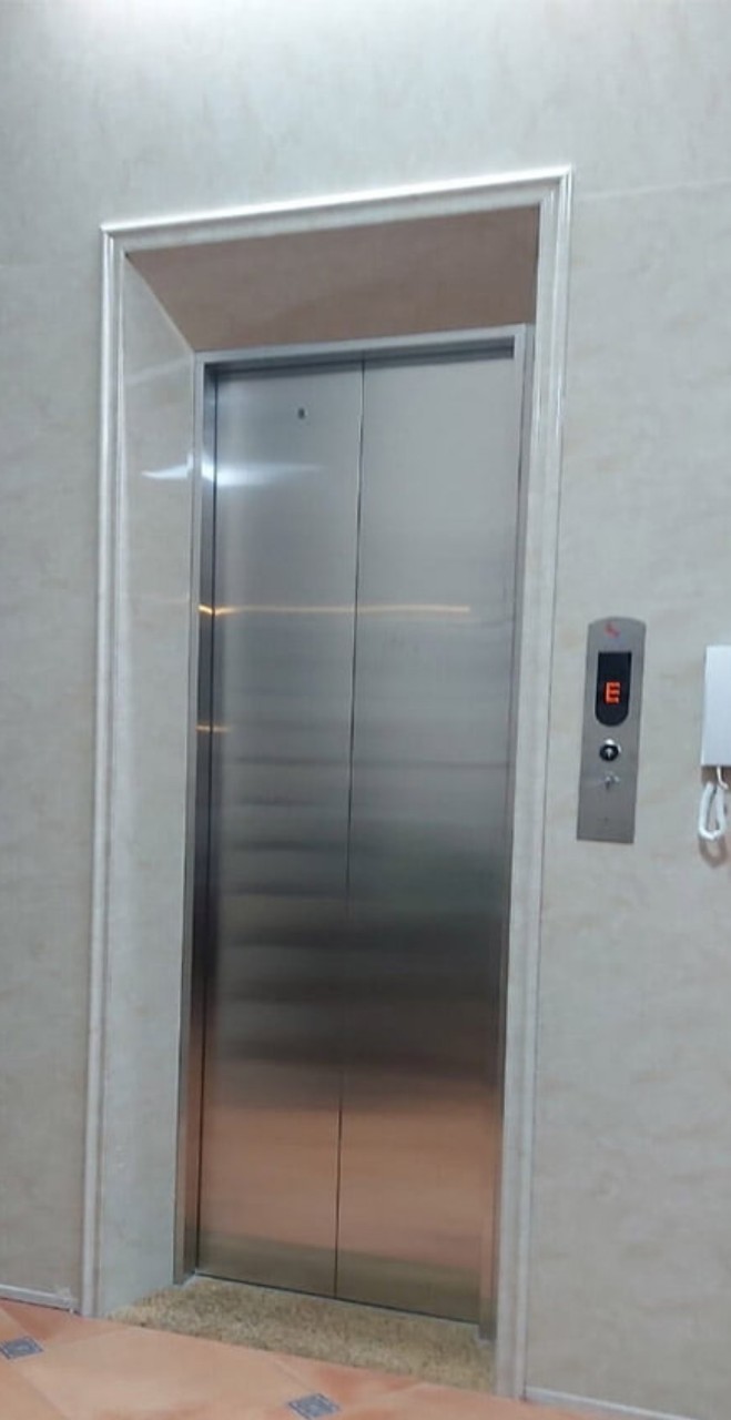 Cho thuê nhà, THANG MÁY, 131m2_ 6T; Kim Mã, Giảng Võ, Liễu Giai -36 tr-3