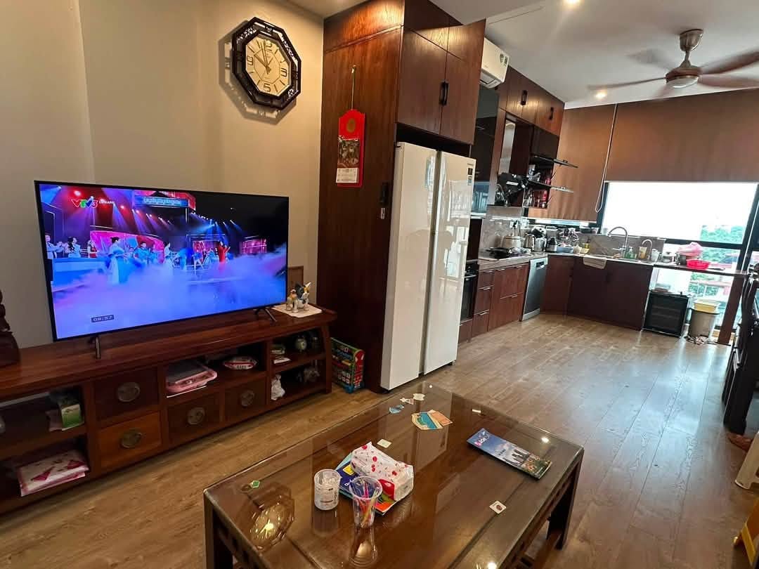 Bán nhà phố Hàng Đậu, 55m2, 6 tầng, mặt tiền 8.1m, 22.5 tỉ, nhà đẹp ở luôn, homestay