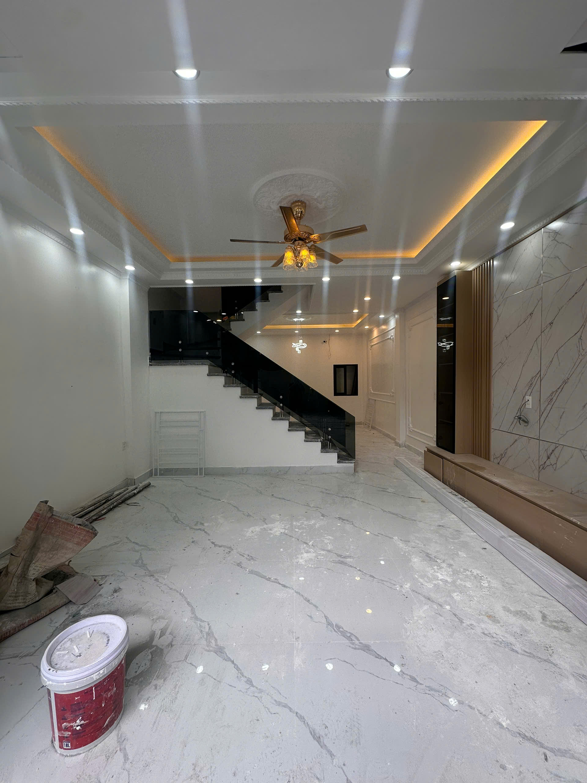 BÁN NHÀ ĐỘC LẬP 189 ĐÔNG KHÊ – NGÔ QUYỀN