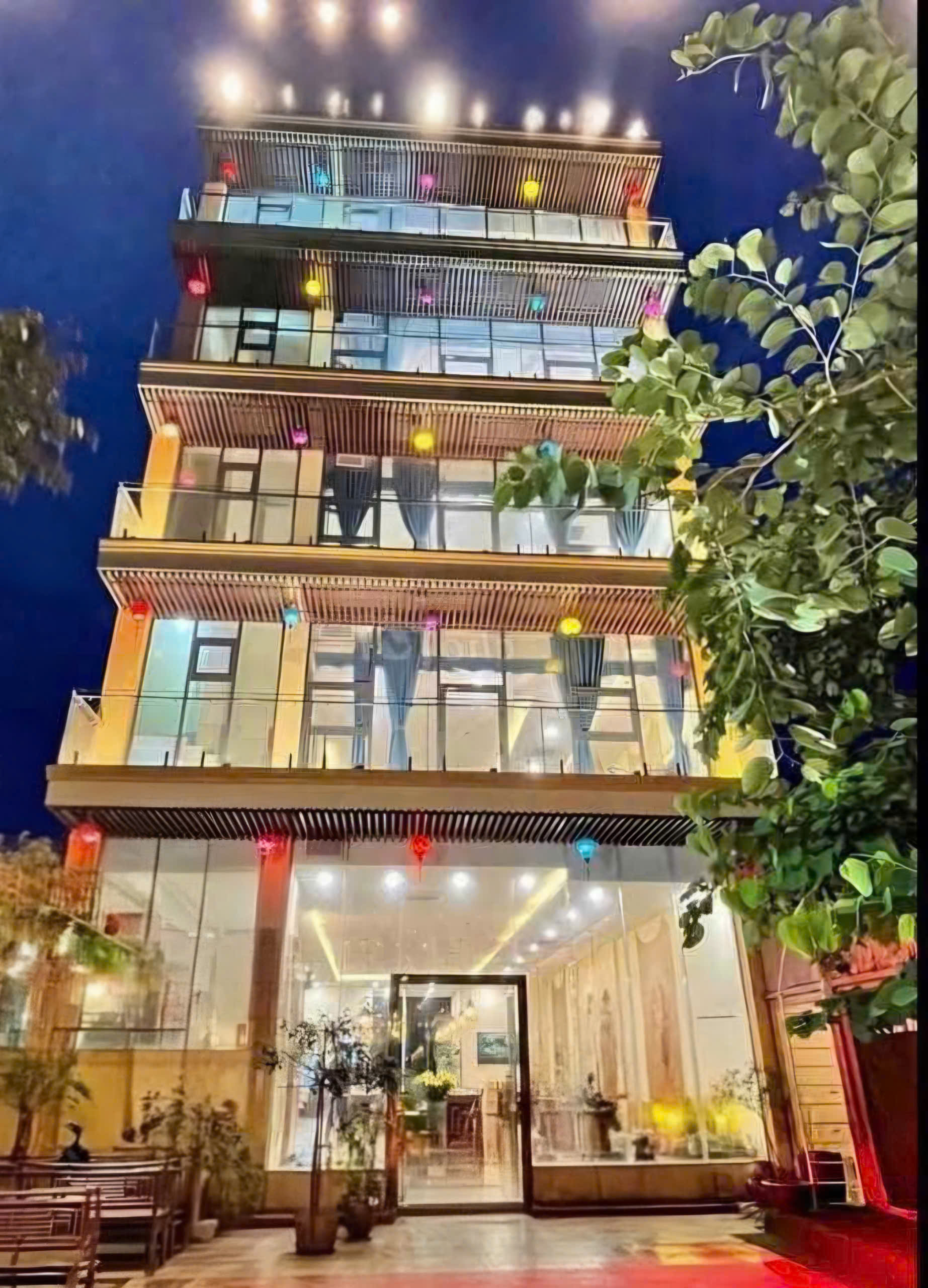 Cho thuê nhà, Trần Nhân Tông, Mai Hắc Đế, THANG MÁY; 132m2* 5T -35 tr