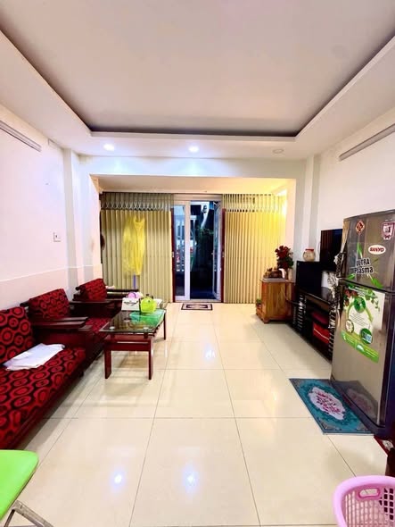 NHĨNH 2 TỶ  QUANG TRUNG (P10) - HẺM XE HƠI 4M THÔNG - CẠNH BỆN VIỆN HỒNG ĐỨC - NGÃ 5 CHUỒNG CHÓ .