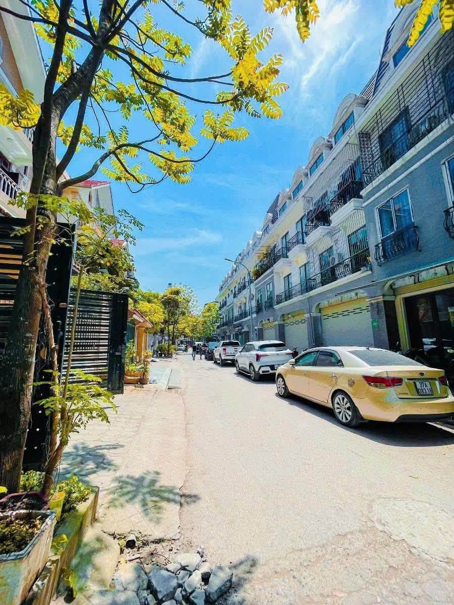 BIỆT THỰ LIỀN KỀ TRUNG VĂN – Ô TÔ TRÁNH – VỈA HÈ – 2 THOÁNG – 131M² – 5 TẦNG – MT 7M – 245TR/M²-3