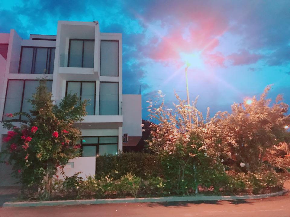 Dự án đã hoàn thiện cơ sở hạ tầng, khách hàng sẽ được bàn giao nền ngay để xây dựng
