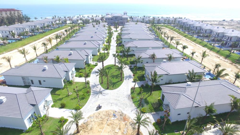 Tất cả các căn hoàn thiện nội thất, đang vệ sinh tinh và hoàn thiện cảnh quan xung quanh để nghiệm thu.