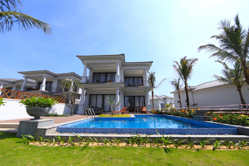 Tất cả các căn hoàn thiện nội thất, đang vệ sinh tinh và hoàn thiện cảnh quan xung quanh để nghiệm thu.