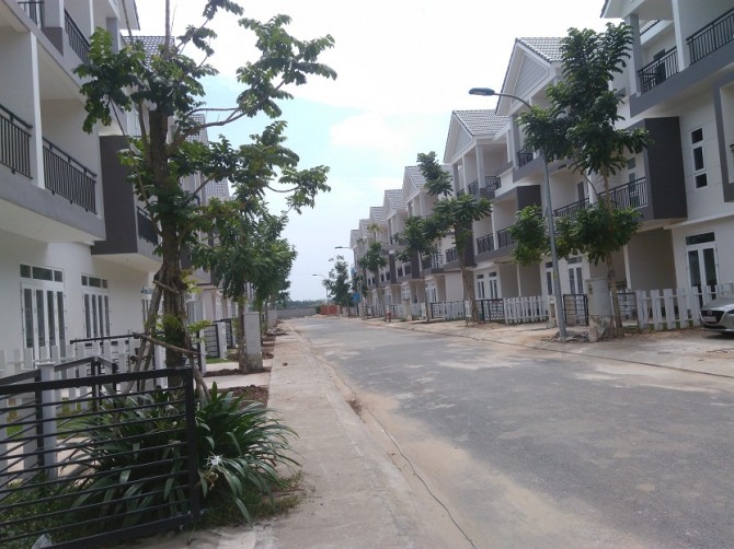 Nhà phố Liên Phường Star 3