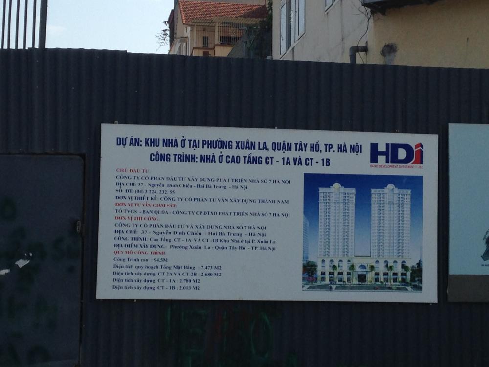Tòa còn lại đang tiếp tục thi công móng, hầm